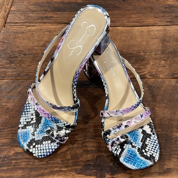 JESSICA SIMPSON WILLMENA SNAKE PRINT STRAPPY HEELED SANDALS - Picture 3 of 13